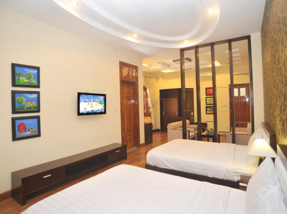 Sofia Suite Hotel Danang Exterior photo